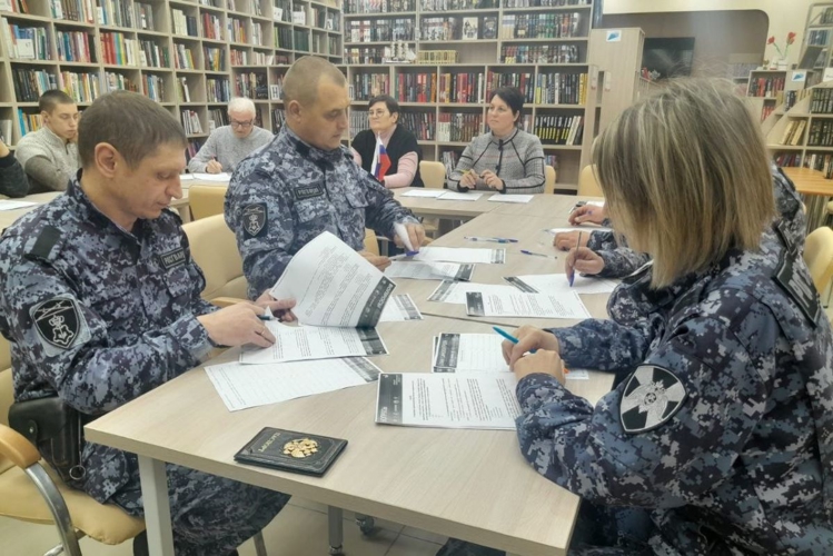 Росгвардейцы написали Этнографический диктант на Южном Урале