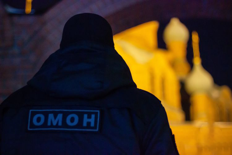 На Южном Урале росгвардейцы обеспечили охрану порядка во время празднования Рождества Христова