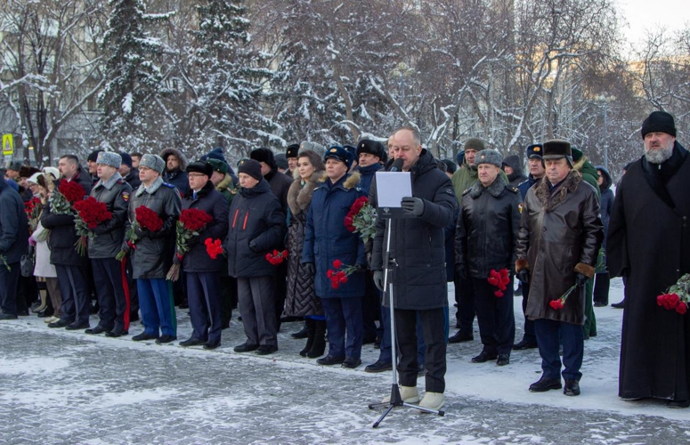 На Южном Урале росгвардейцы почтили память героев Отечества