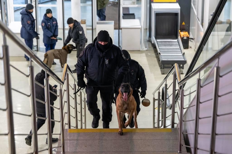 В Магнитогорске Росгвардия обеспечила антитеррористическую защищенность на матче Континентальной хоккейной лиги