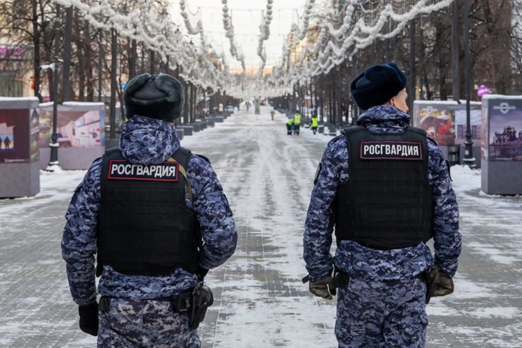  В Челябинске росгвардейцы задержали подозреваемого  в краже дорогой техники из машины