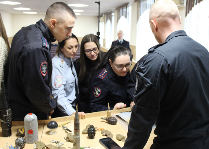 Сотрудники СОБР «Аркаим» провели занятие для транспортных полицейских Южного Урала