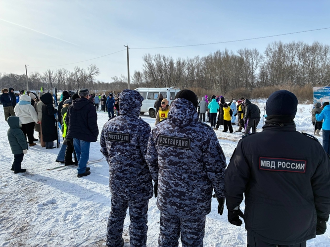 Росгвардейцы обеспечили правопорядок при проведении массовых мероприятий в Челябинской области