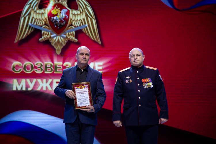 На Южном Урале росгвардейцы торжественно отметили двойной юбилей ведомства