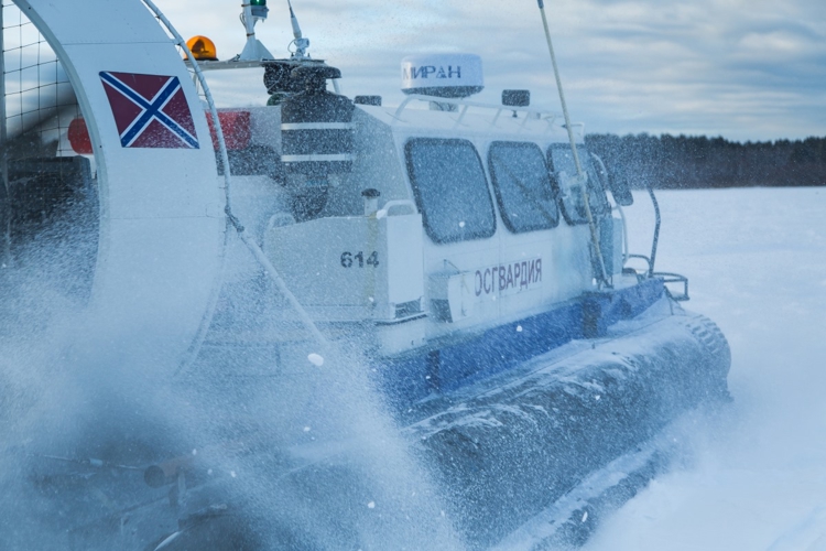 Журналисты телеканала «Известия» познакомились с морским отрядом Росгвардии на Южном Урале