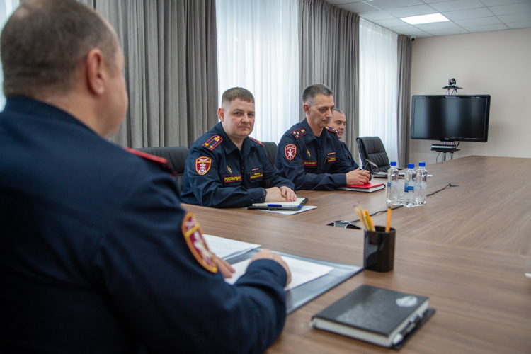 Руководство Росгвардии провело личный приём граждан в приёмной Президента России в Челябинской области