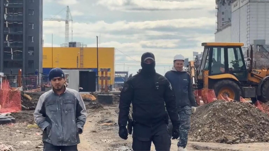 На Южном Урале при содействии ОМОН Росгвардии пресечено более 170 административных правонарушений в сфере миграции