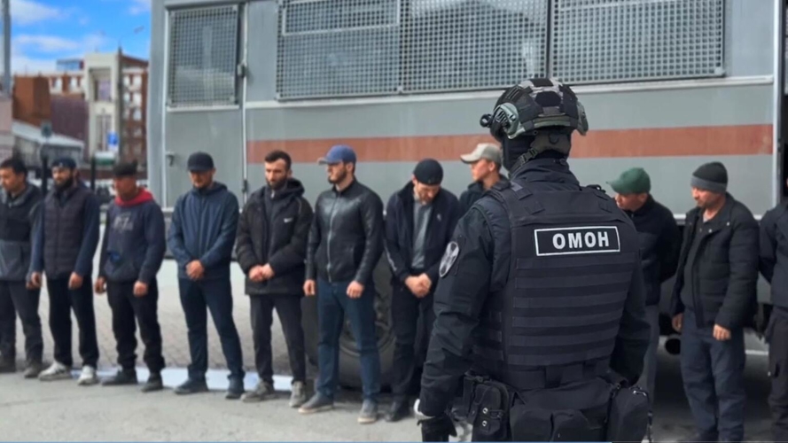 На Южном Урале при содействии ОМОН Росгвардии пресечено более 170 административных правонарушений в сфере миграции