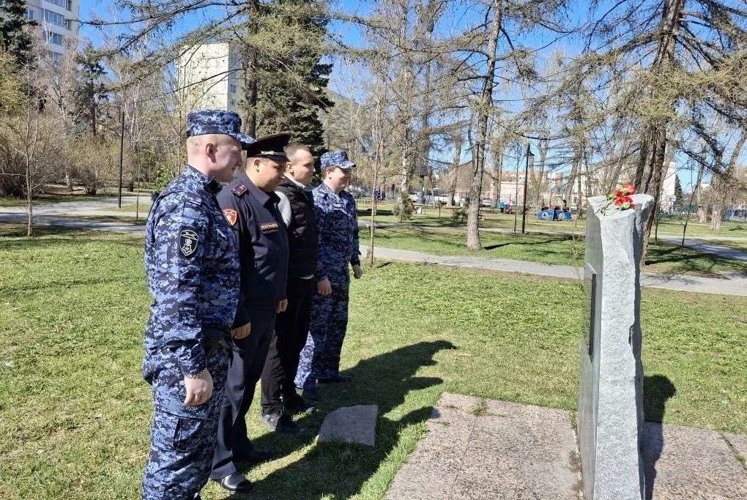 Росгвардейцы на Южном Урале почтили память ликвидаторов аварии на Чернобыльской АЭС