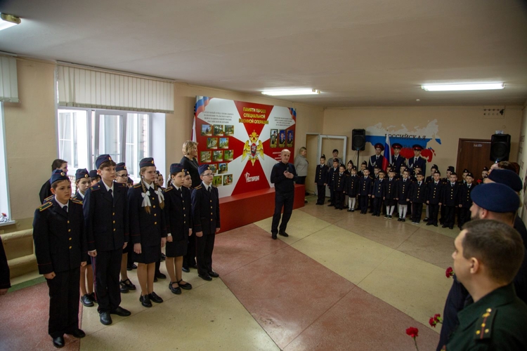 В Челябинске кадеты школы № 47 приняли присягу при участии руководства Росгвардии
