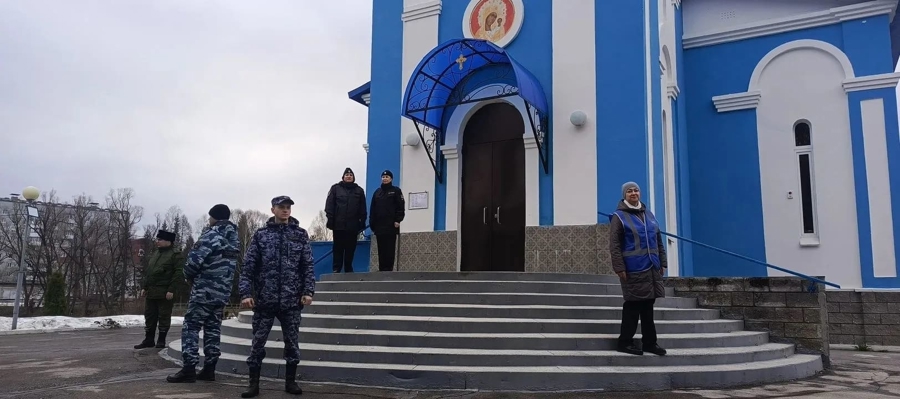 В Челябинской области росгвардейцы обеспечили правопорядок при проведении религиозных мероприятий в Вербное воскресенье