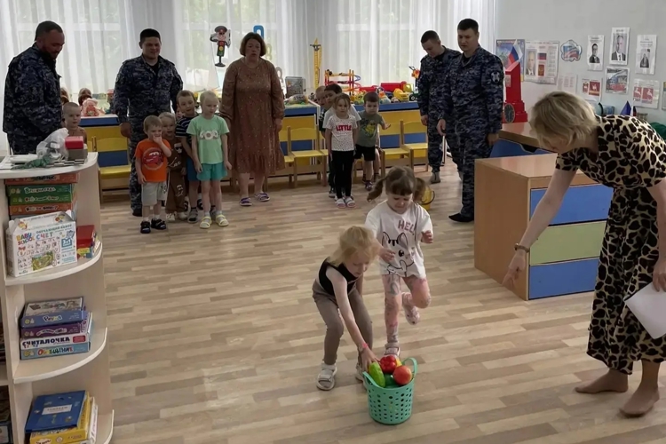 На Южном Урале стартовала акция «Каникулы с Росгвардией»