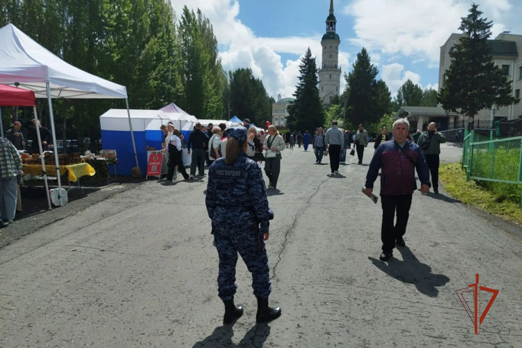 На Южном Урале росгвардейцы обеспечили общественную безопасность на массовых мероприятиях