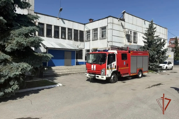 В Челябинске состоялись совместные пожарно-тактические учения Росгвардии и МЧС