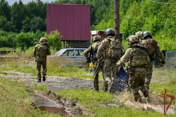 Росгвардейцы из Челябинской области вошли в тройку финалистов среди лучших групп разминирования