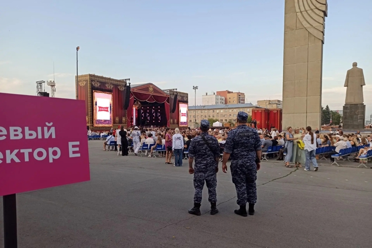 В Челябинске росгвардейцы обеспечили безопасность масштабного фестиваля классической музыки