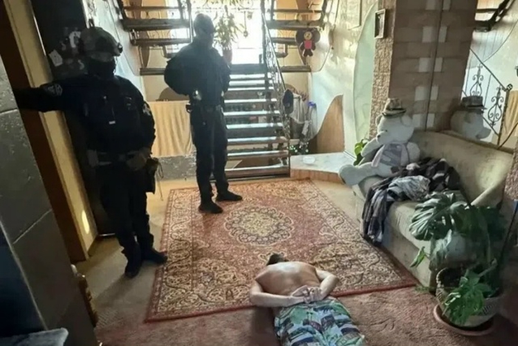 На Южном Урале при содействии ОМОН Росгвардии задержан подозреваемый в незаконном культивировании и хранении наркотиков