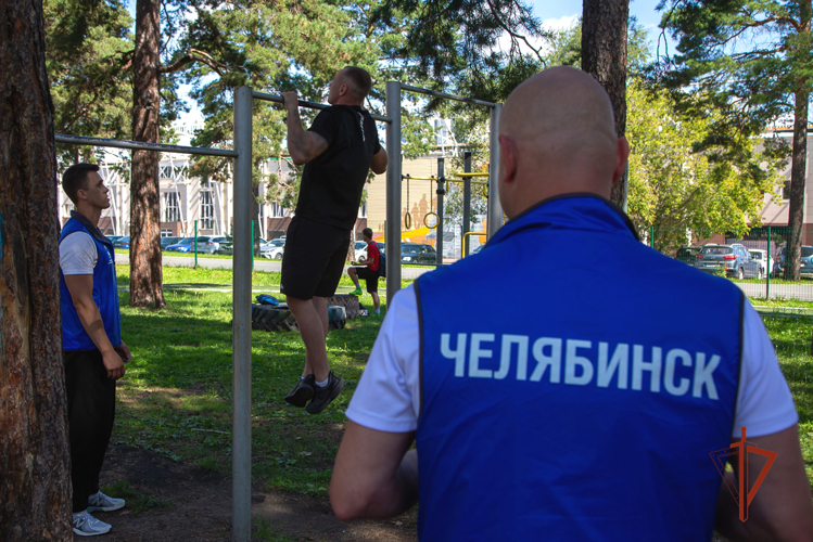 На Южном Урале росгвардейцы приняли участие в спортивных состязаниях, приуроченных ко Дню физкультурника