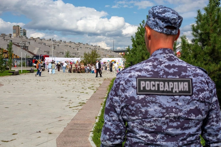 На Южном Урале росгвардейцы обеспечили общественную безопасность на массовых мероприятиях