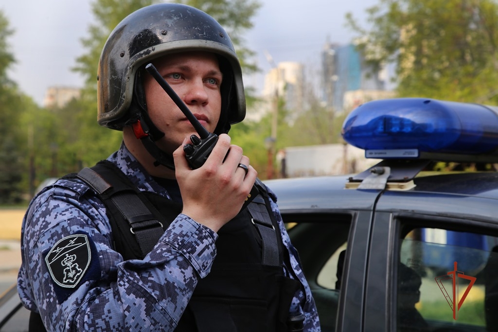 В Челябинской области Росгвардия задержала мужчину, находившегося в федеральном розыске